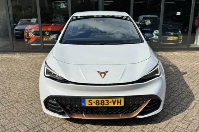 CUPRA Born (2023) thumbnail 3