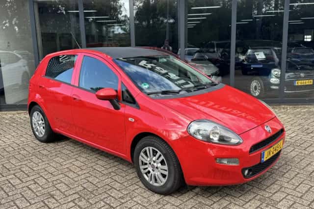 Fiat Punto (2016) thumbnail 4