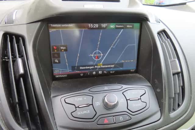 Ford C-Max (2015) thumbnail 6