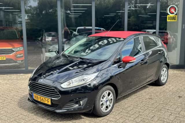 Ford Fiesta (2017) thumbnail 3