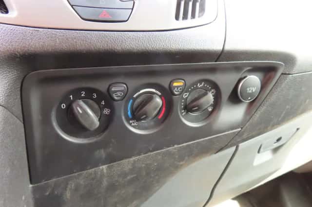 Ford Transit Custom (2016) thumbnail 6