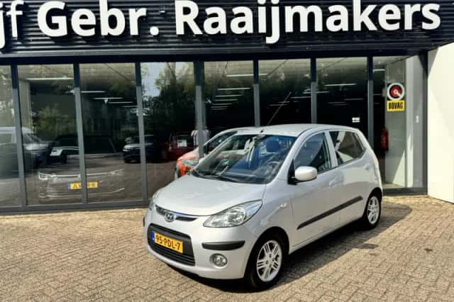 Hyundai i10 (2011) thumbnail 1