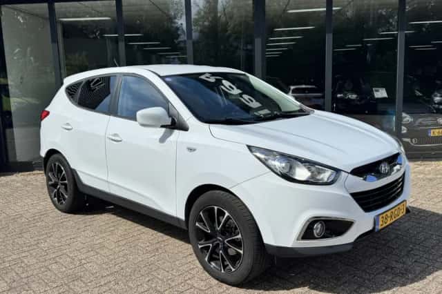 Hyundai ix35 (2011) thumbnail 4