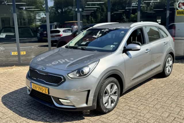 Kia Niro (2019) thumbnail 3
