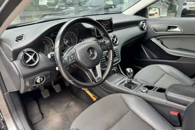 Mercedes-Benz A-Klasse (2013) thumbnail 5