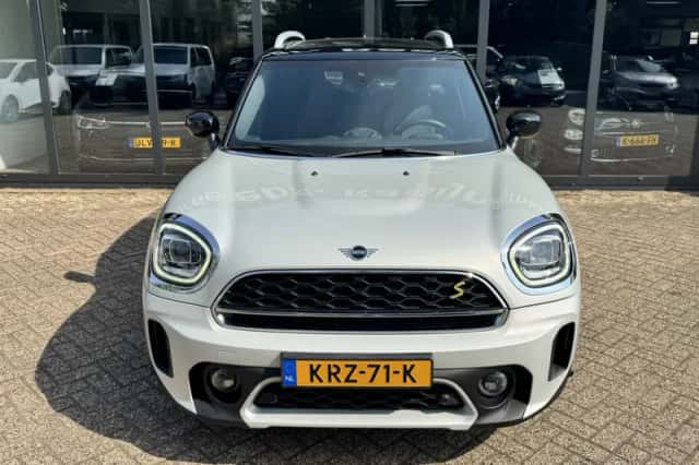 MINI Countryman (2022) thumbnail 3