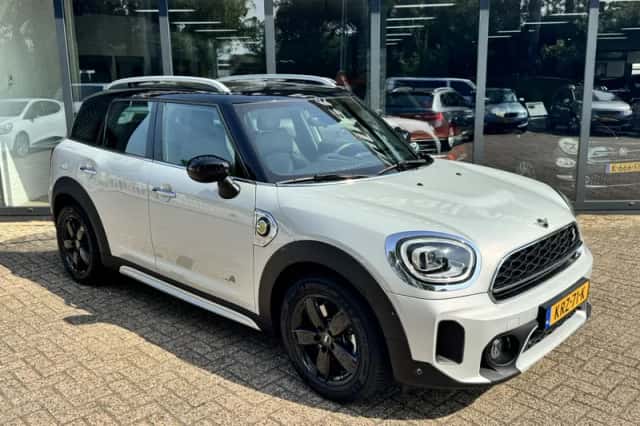 MINI Countryman (2022) thumbnail 4