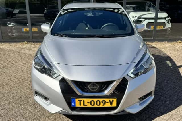 Nissan Micra (2018) thumbnail 3
