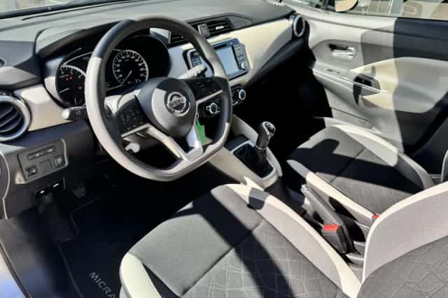 Nissan Micra (2018) thumbnail 6