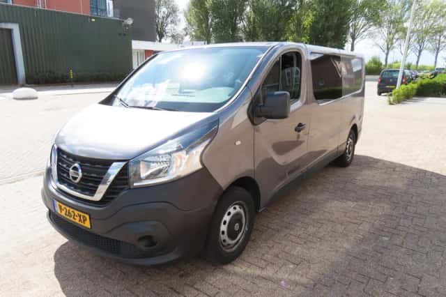 Nissan NV300 (2019) thumbnail 1