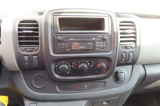 Nissan NV300 (2019) thumbnail 5