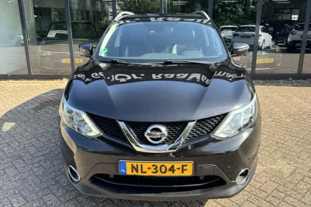 Nissan Qashqai (2017) thumbnail 3