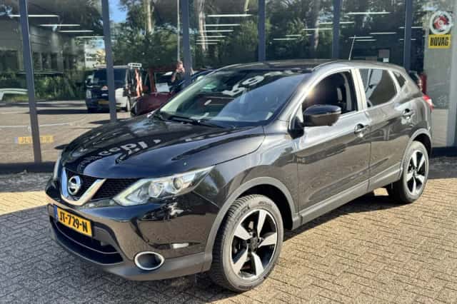 Nissan Qashqai (2016) thumbnail 2