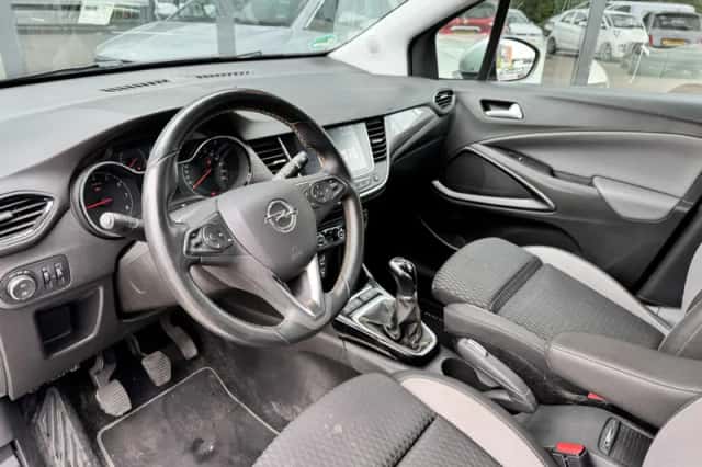 Opel Crossland X (2018) thumbnail 6