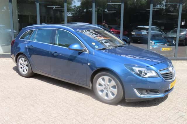 Opel Insignia (2015) thumbnail 4