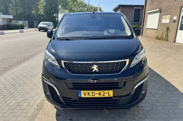 Peugeot Expert (2021) thumbnail 2