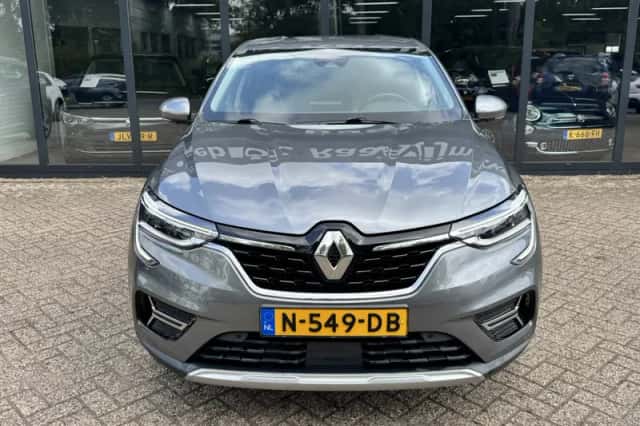 Renault Arkana (2021) thumbnail 3