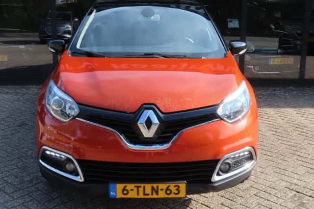 Renault Captur (2014) thumbnail 3