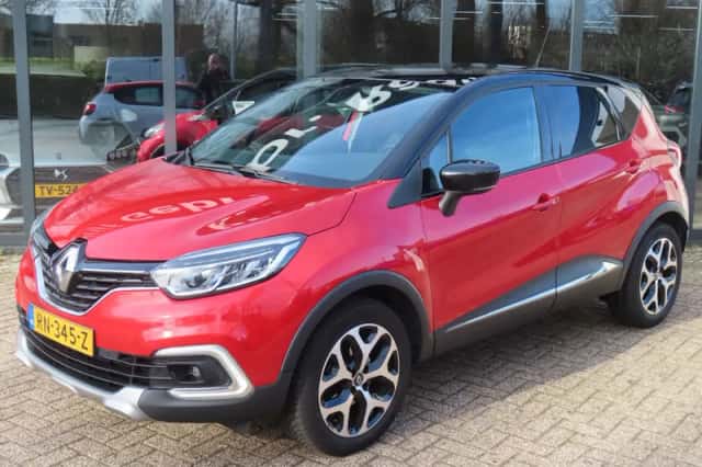 Renault Captur (2018) thumbnail 2