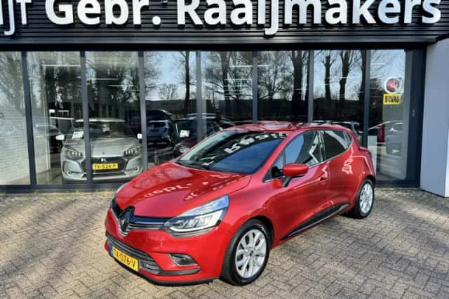 Renault Clio (2018) thumbnail 1