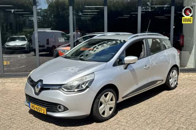 Renault Clio (2015) thumbnail 2