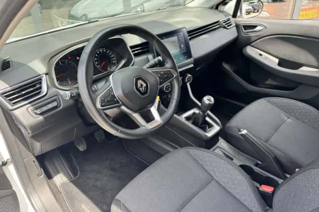 Renault Clio (2020) thumbnail 5