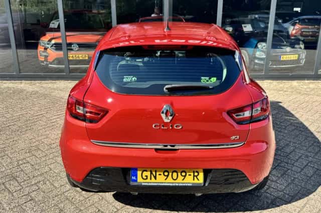 Renault Clio (2015) thumbnail 6