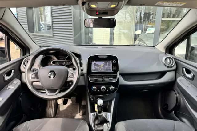Renault Clio (2017) thumbnail 6