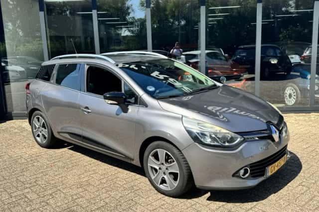 Renault Clio (2015) thumbnail 4