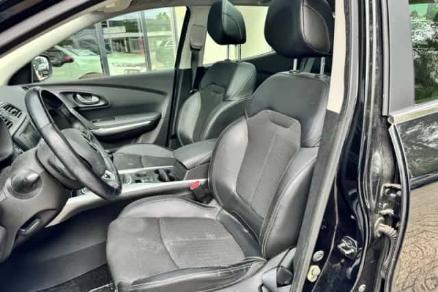 Renault Kadjar (2017) thumbnail 6