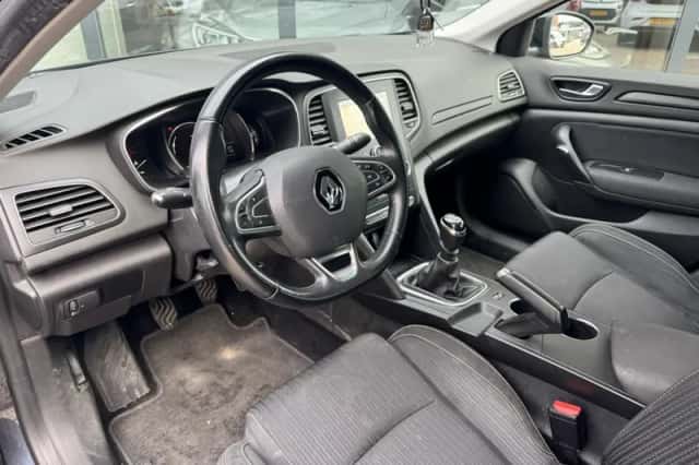 Renault Mégane (2018) thumbnail 6