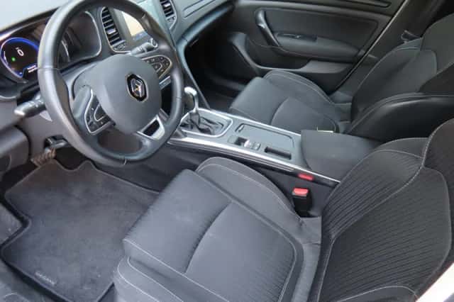 Renault Mégane (2018) thumbnail 5