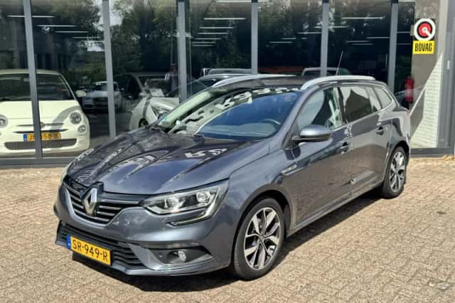 Renault Mégane (2018) thumbnail 2