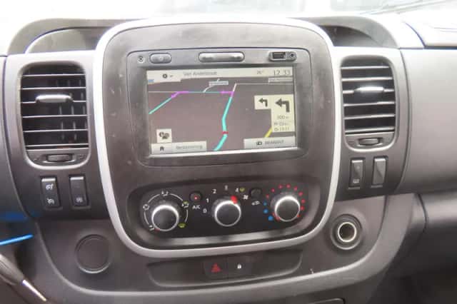 Renault Trafic (2021) thumbnail 5