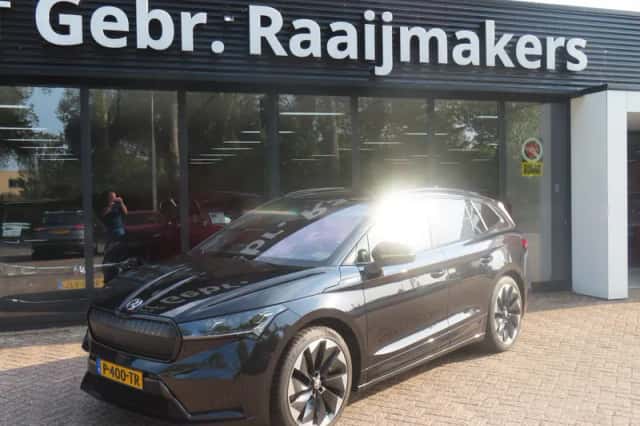 Škoda Enyaq (2022) thumbnail 1