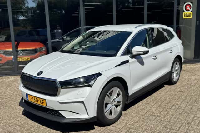 Škoda Enyaq (2021) thumbnail 2