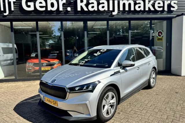 Škoda Enyaq (2021) thumbnail 1