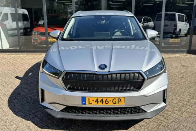 Škoda Enyaq (2021) thumbnail 3