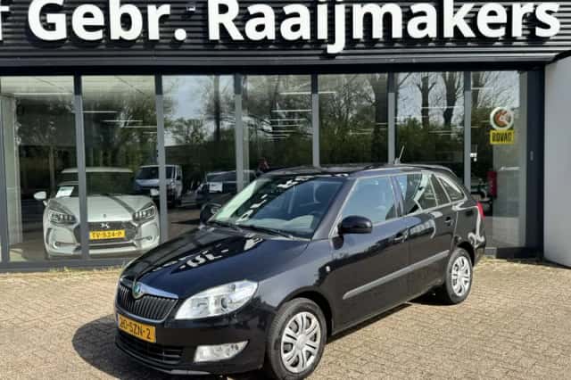 Škoda Fabia (2012) thumbnail 1