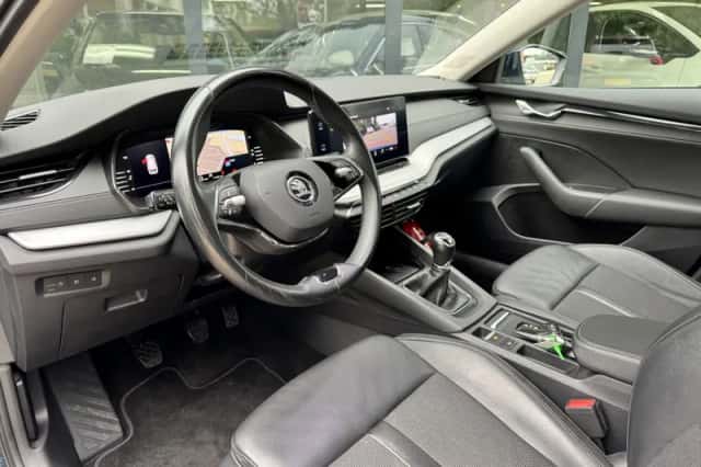 Škoda Octavia (2021) thumbnail 5