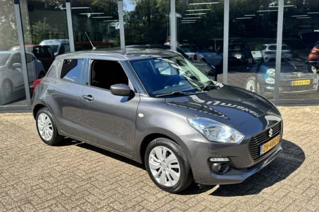 Suzuki Swift (2019) thumbnail 4