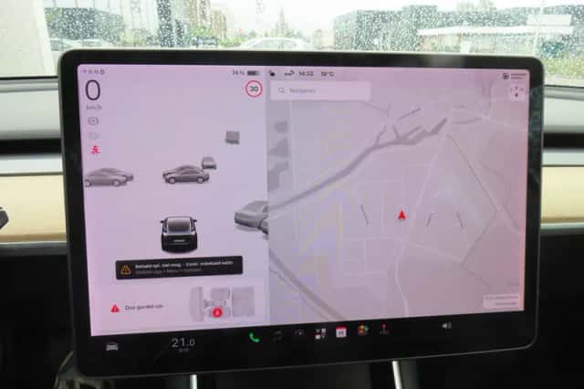 Tesla Model 3 (2019) thumbnail 6