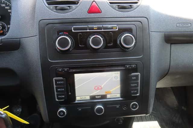 Volkswagen Caddy (2014) thumbnail 6