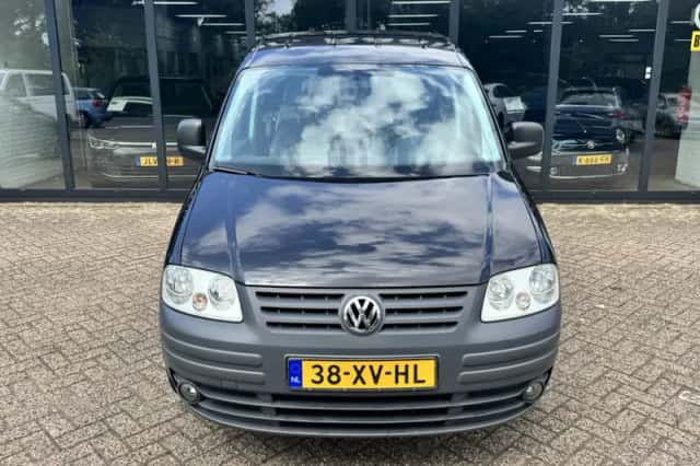 Volkswagen Caddy (2007) thumbnail 3