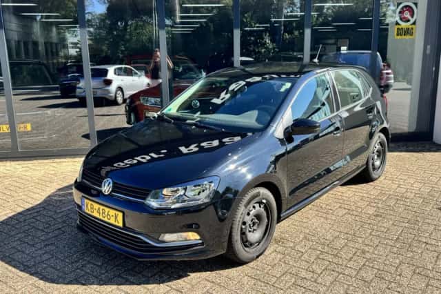 Volkswagen Polo (2016) thumbnail 3