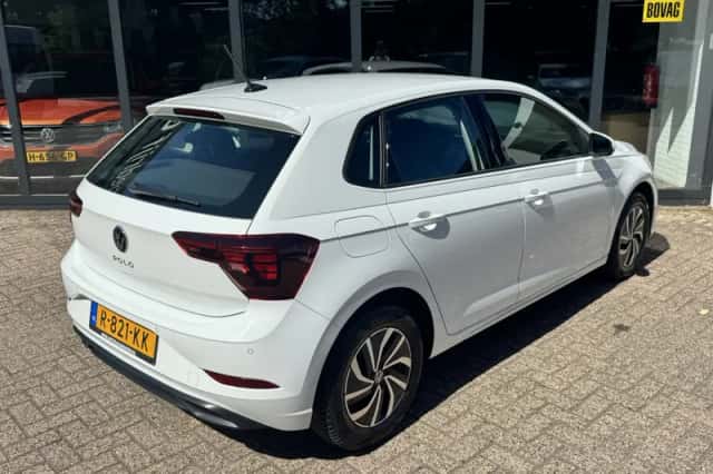 Volkswagen Polo (2022) thumbnail 5
