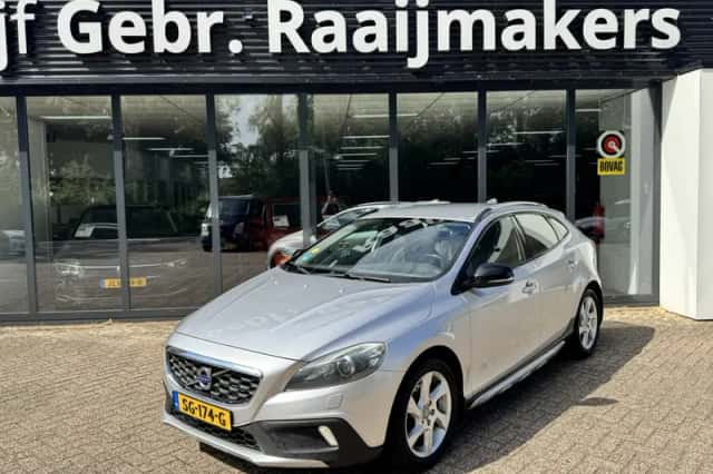 Volvo V40 (2013) thumbnail 2