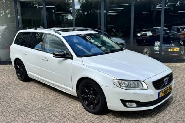 Volvo V70 (2014) thumbnail 4