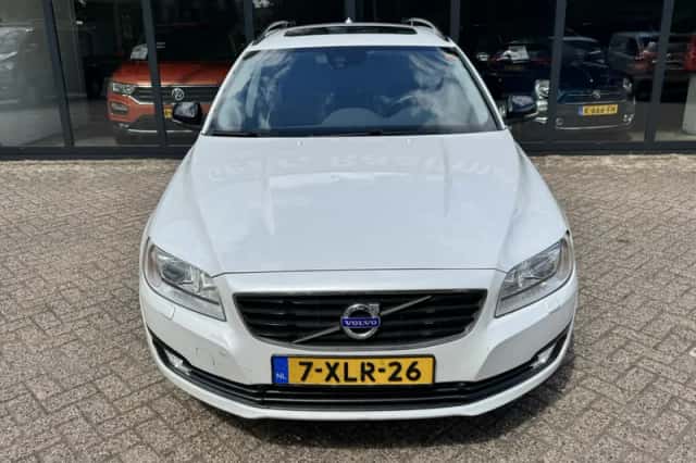 Volvo V70 (2014) thumbnail 4
