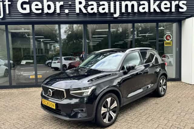 Volvo XC40 (2022) thumbnail 1